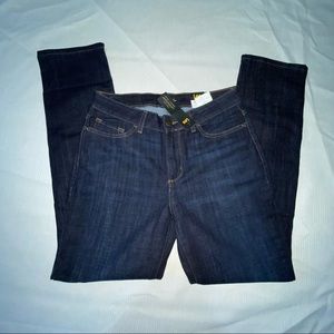 Lee Women's Legendary Regular Fit Straight Leg Jean